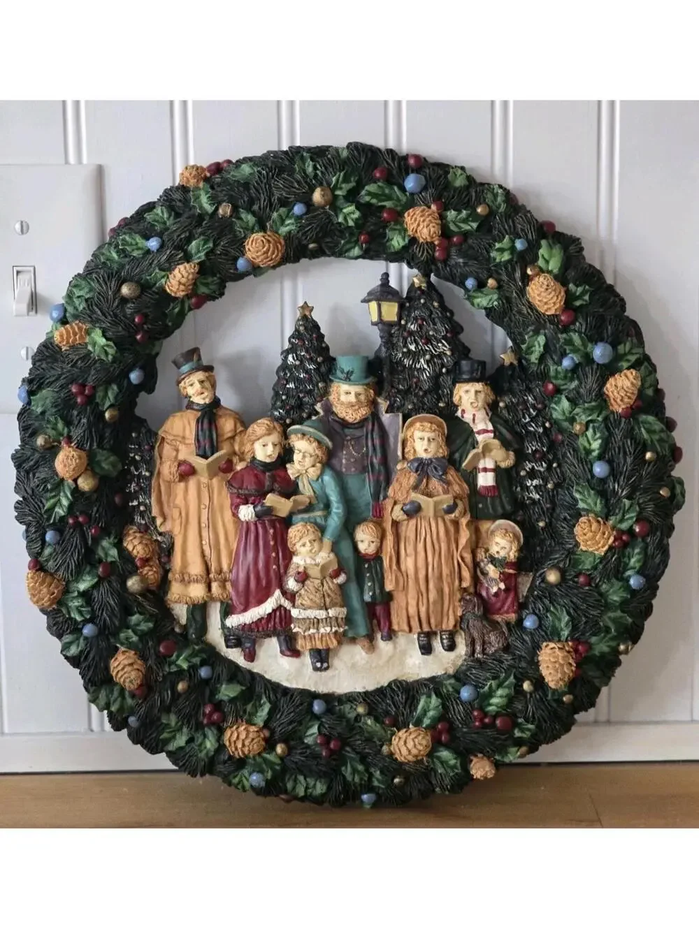 Vtg Kurt S. Adler  Christmas Carolers Wreath Decor 12.25” 1993 Resin